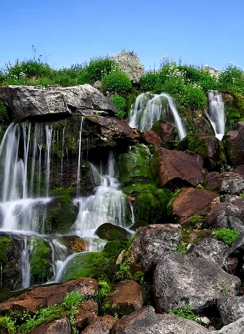 Каскадный водопад Северная Осетия