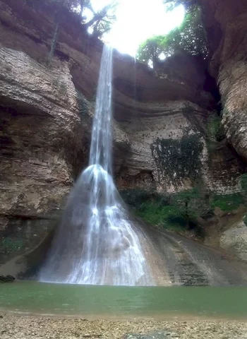 Кодорское ущелье Шакуранский водопад