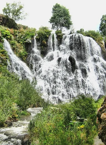 Водопад Шаки Ереван