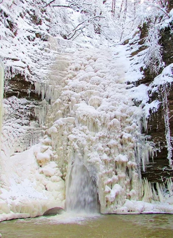 Водопады Руфабго зима